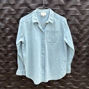 Blue Casual Button Down Shirt with Relaxed Fit